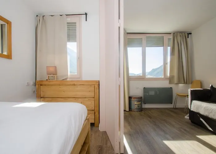 à Avec Vue Mont-blanc, Capacité 4 Personnes, Animaux Admis - Fr-1-343-157 Appartamento *