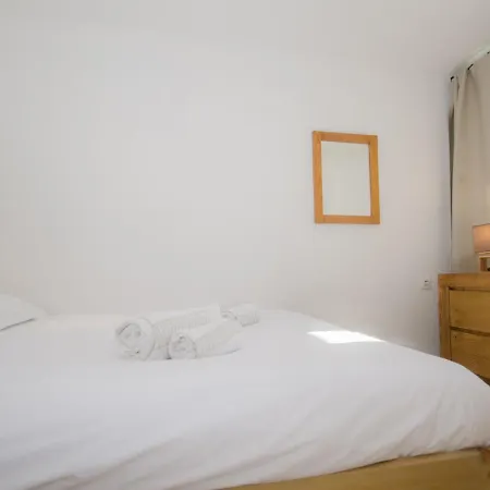 à Avec Vue Mont-blanc, Capacité 4 Personnes, Animaux Admis - Fr-1-343-157 Apartamento *